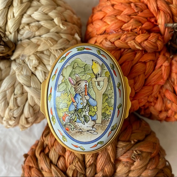 Limoges Jewelry - Easter Bunny Peint Main Limoge Box